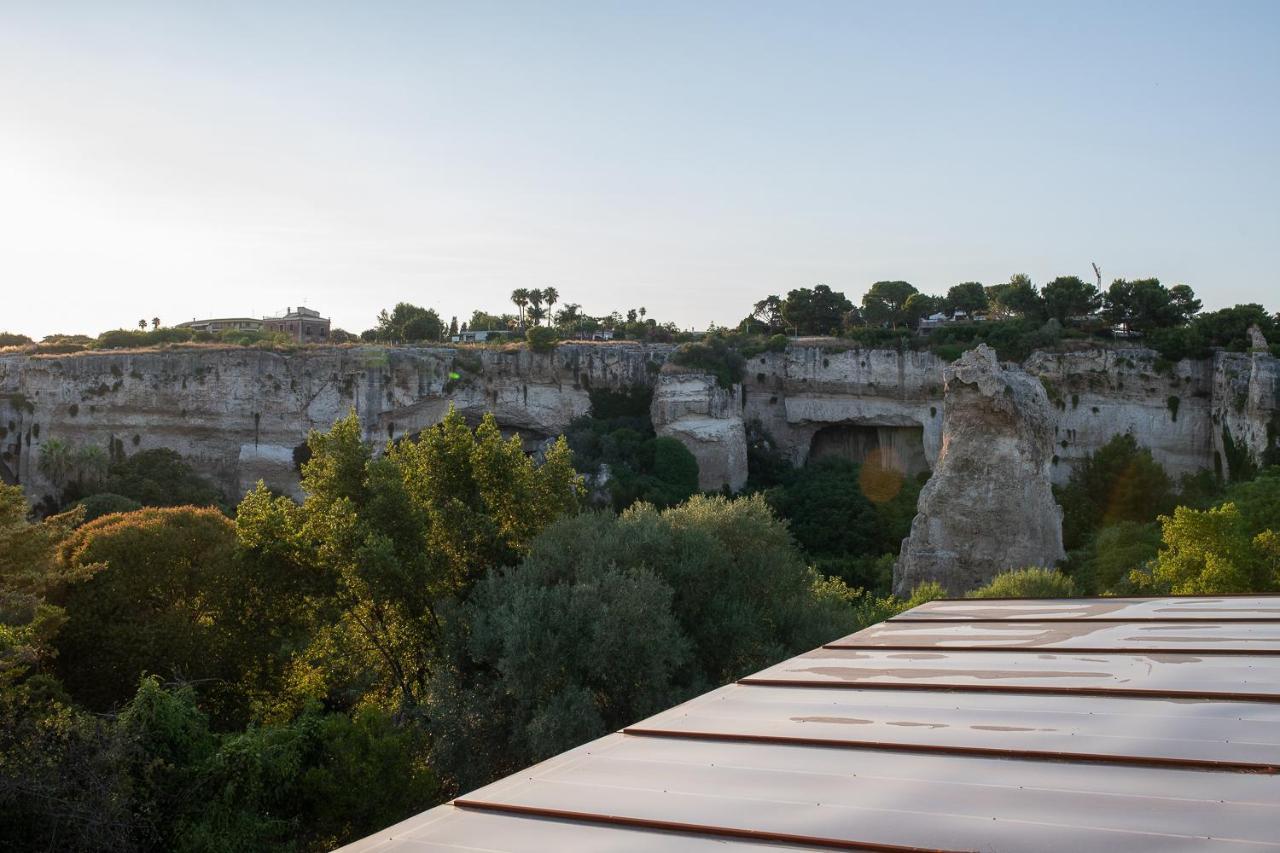 Hotel Momento-Teatro Greco Syrakus Exterior foto